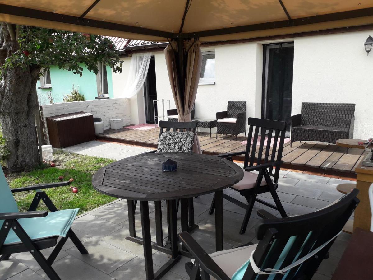 Apartamenty Nad Jeziorem Piaski 볼린 외부 사진