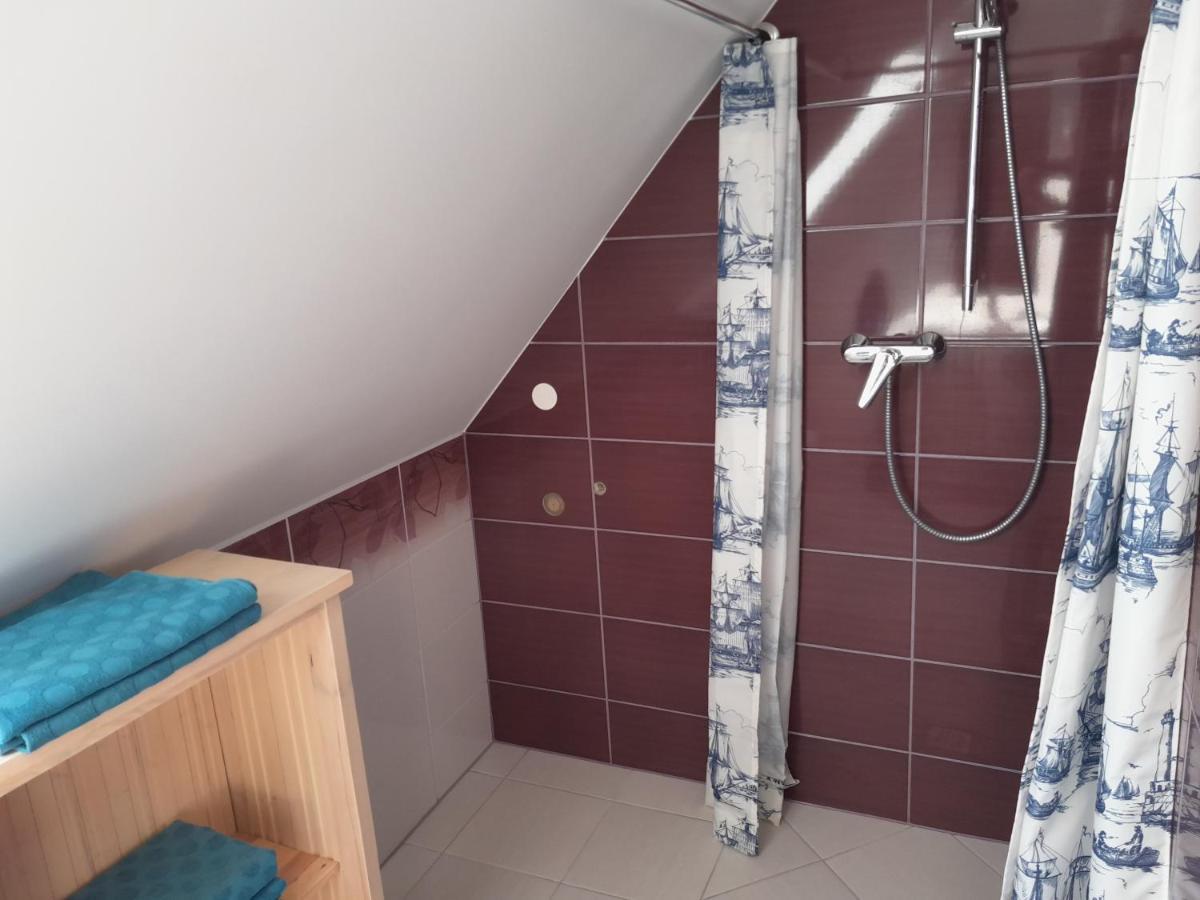 Apartamenty Nad Jeziorem Piaski 볼린 외부 사진