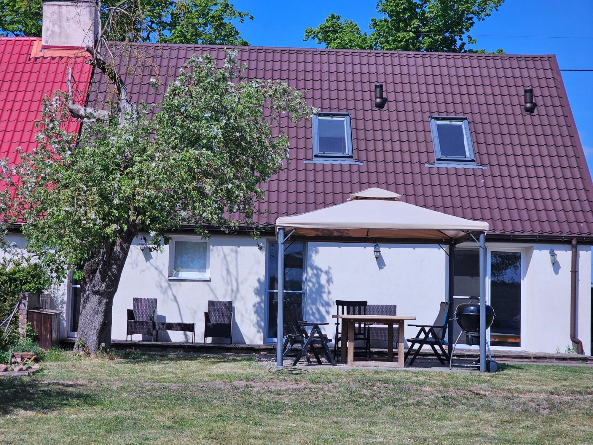 Apartamenty Nad Jeziorem Piaski 볼린 외부 사진